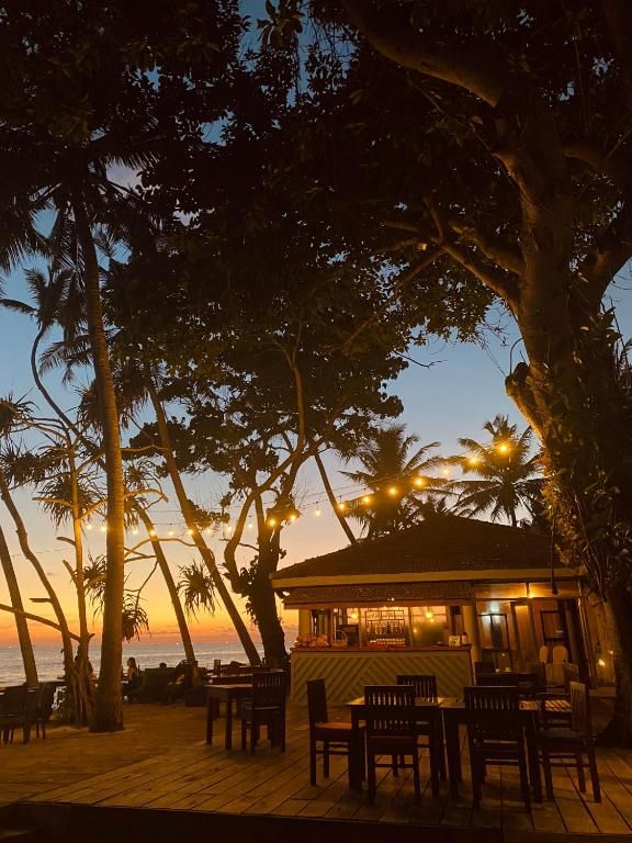 SRI GEMUNU BEACH RESORT — фото 10