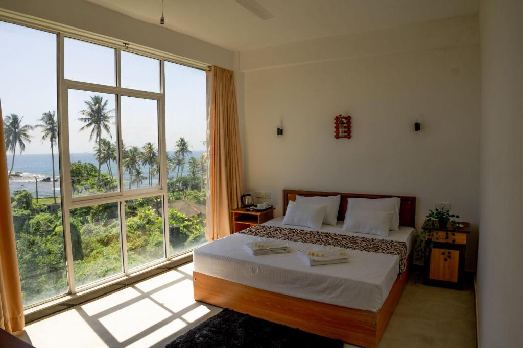 TEVINS PLACE HOTEL