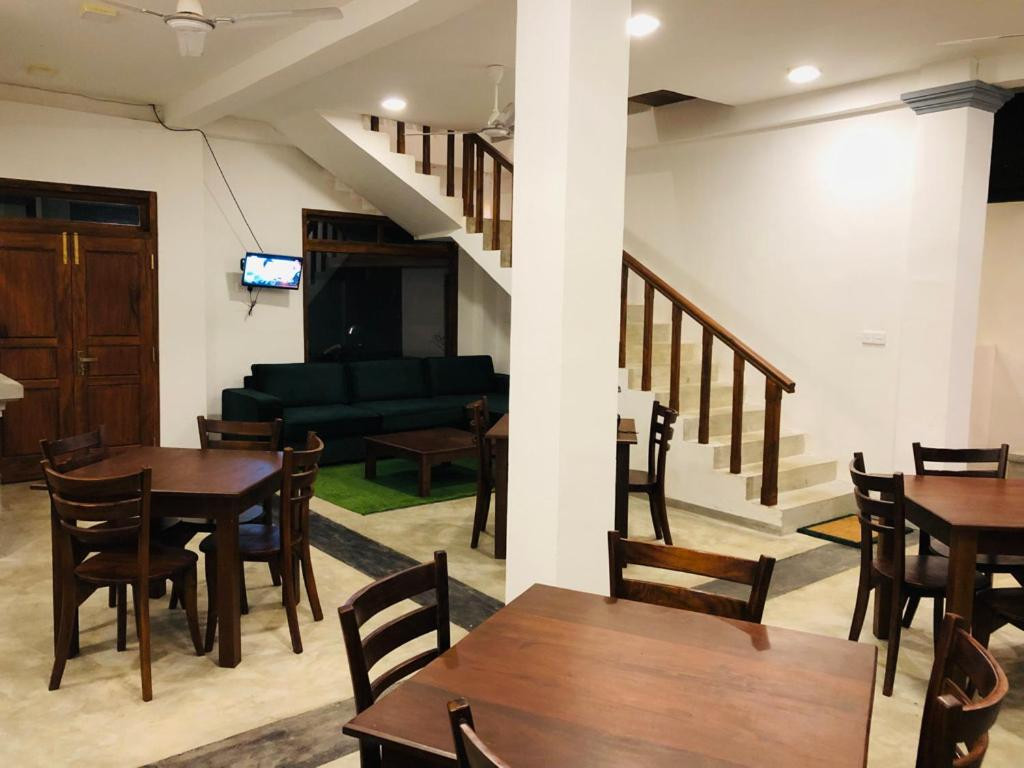 VILLA GREEN VIEW UNAWATUNA GUEST HOUSE — фото 11