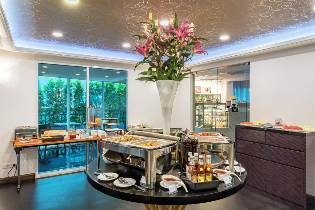ANAJAK BANGKOK HOTEL — фото 15