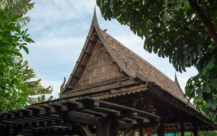 CHARLIE HOUSE PINKLAO