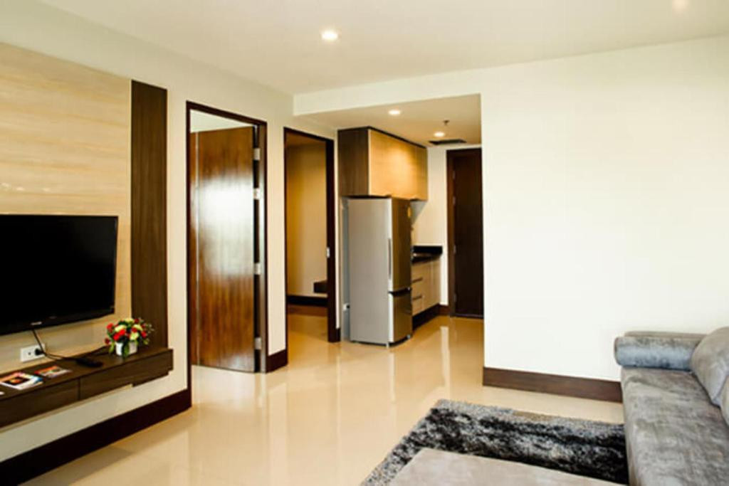 CRYSTAL SUITES SUVARNABHUMI AIRPORT — фото 12