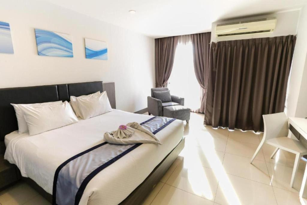 CRYSTAL SUITES SUVARNABHUMI AIRPORT — фото 14