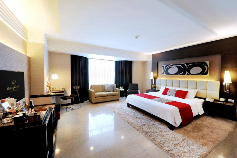 DOUBLETREE BY HILTON BANGKOK PLOENCHIT (EX. MAJESTIC GRANDE) — фото 7
