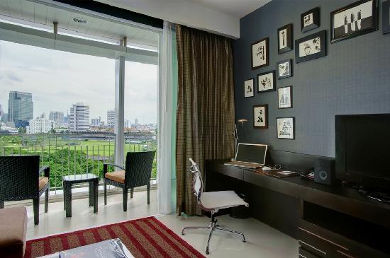 DUSIT SUITES RATCHADAMRI BANGKOK (EX. ANANTARA BAAN RAJPRASONG SERVICED SUITES) — фото 5