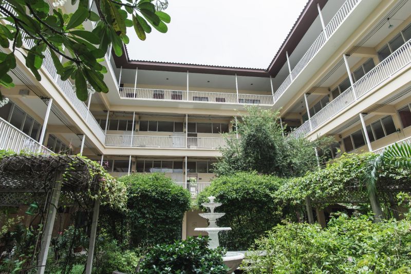 FEUNG NAKORN BALCONY