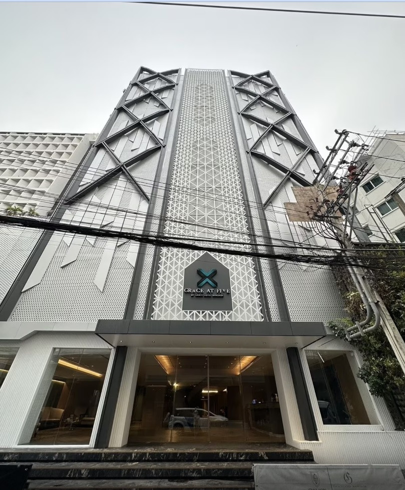 GRACE AT FIVE BY GRACE HOTEL