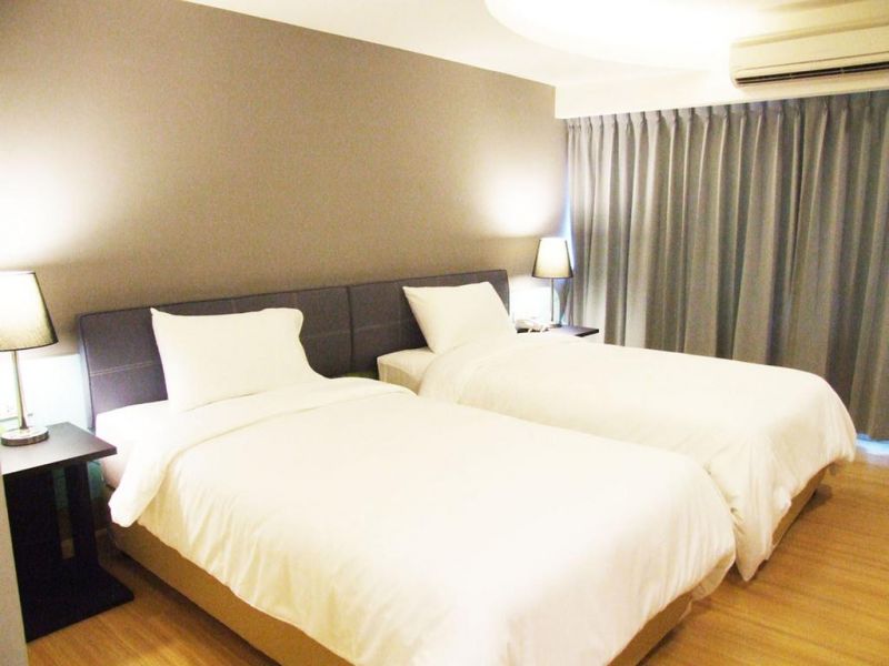 GRAND TOWER INN SATHORN — фото 7