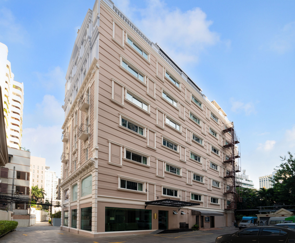 KINGSTON SUITES