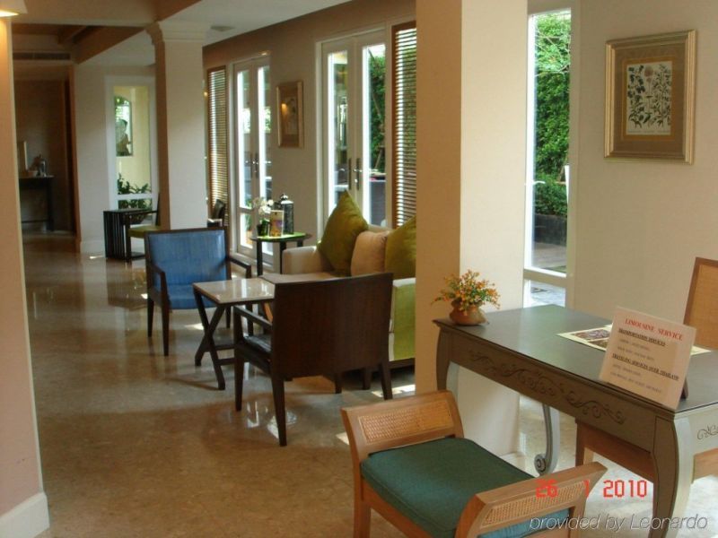 LA PETITE SALIL SUKHUMVIT THONGLOR 1