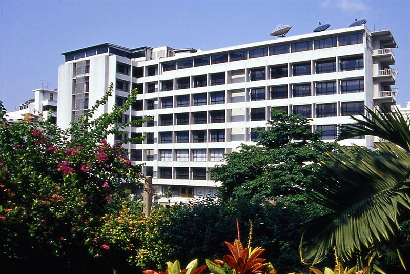 MANHATTAN HOTEL BANGKOK