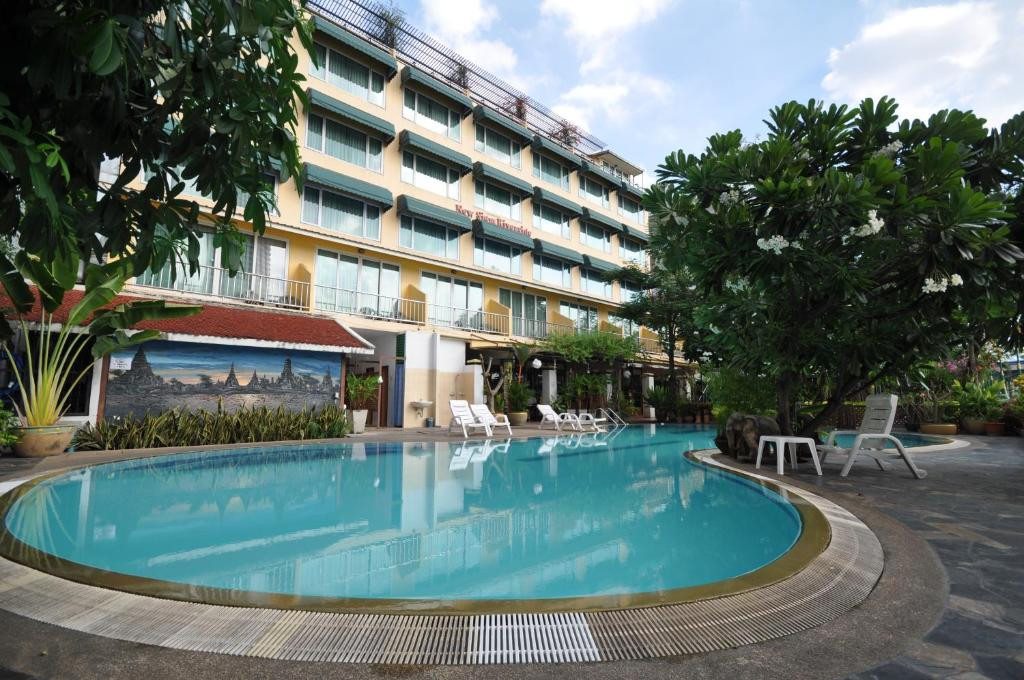 NEW SIAM RIVERSIDE 