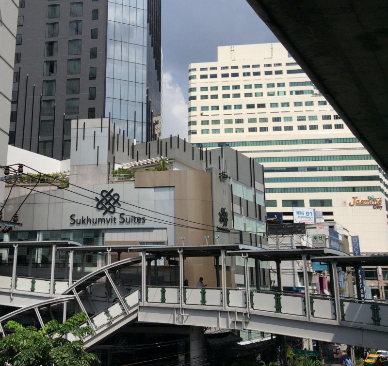 SUKHUMVIT SUITES — фото 4