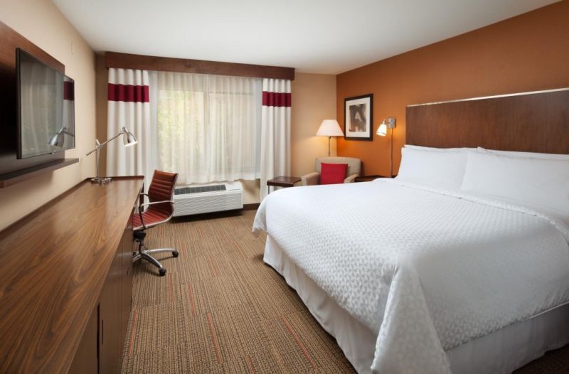 SURESTAY PLUS BY BEST WESTERN SUKHUMVIT 2 — фото 4