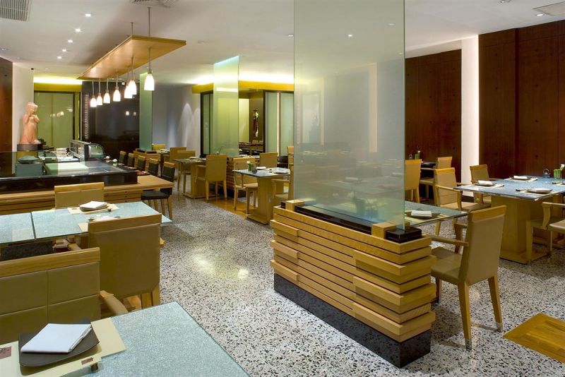 THE ATHENEE HOTEL (EX. PLAZA ATHENEE BANGKOK, A ROYAL MERIDIEN) — фото 10