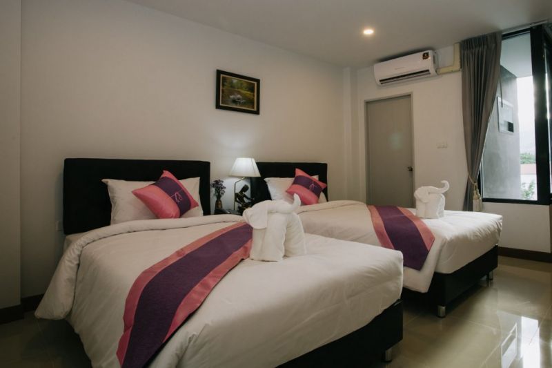 NOBLE TARNTONG BOUTIQUE — фото 4