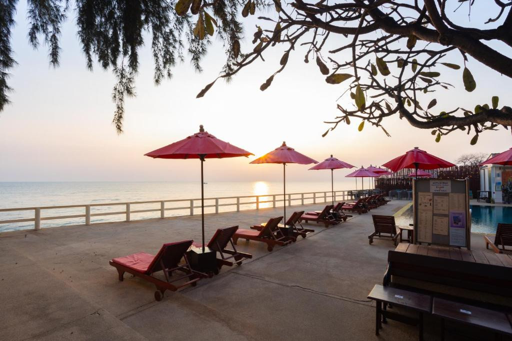CHOM VIEW HOTEL HUA HIN — фото 11