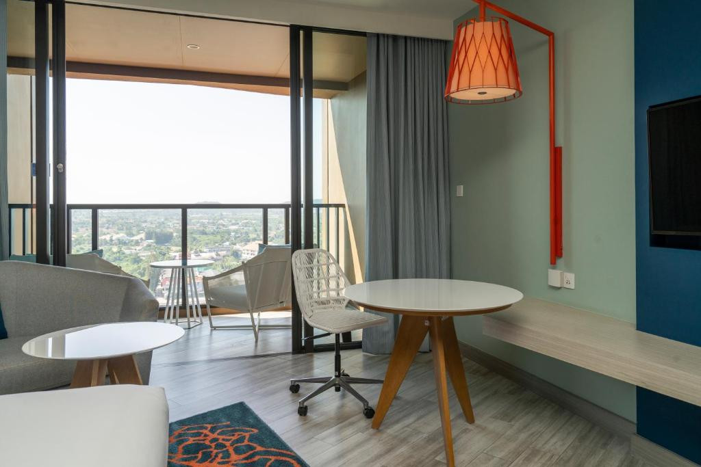 HOLIDAY INN VANA NAVA — фото 18