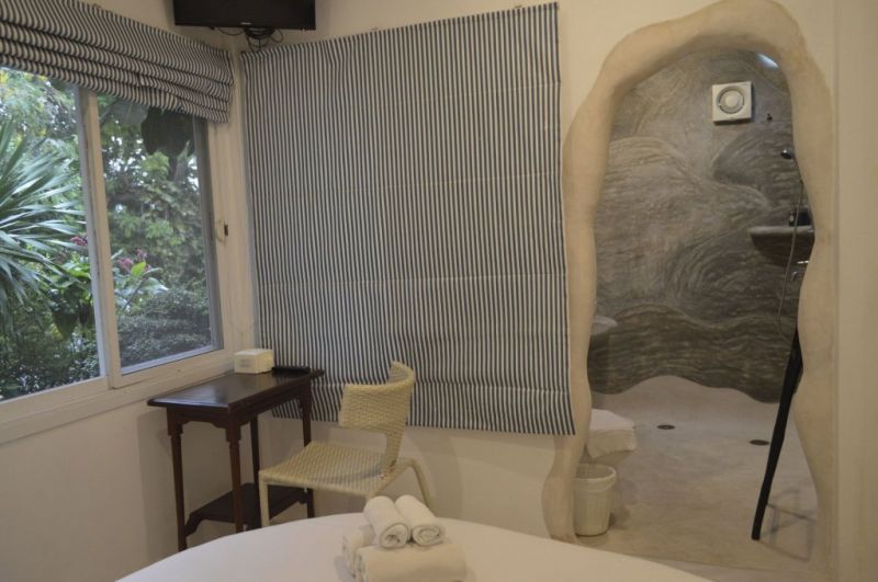 NERN CHALET BEACHFRONT HOTEL — фото 14