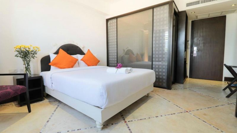 RICH BOUTIQUE HOTEL — фото 10