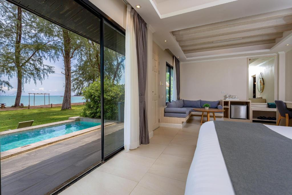 EMERALD BEACH RESORT & SPA — фото 3