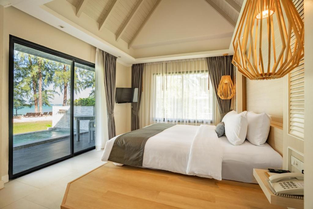 EMERALD BEACH RESORT & SPA — фото 17