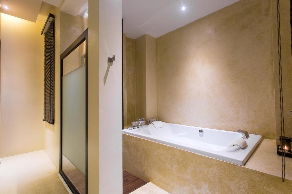 THE ANDA MANI KHAOLAK BEACHFRONT VILLAS (EX. X2 KHAO LAK ANDA MANI RESORT) — фото 14