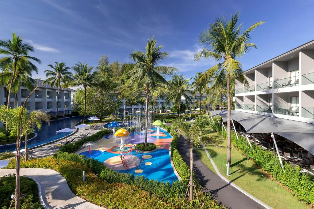 X10 KHAOLAK RESORT