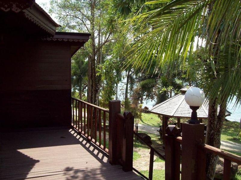 AUNCHALEENA BEACH FRONT RESORT — фото 12