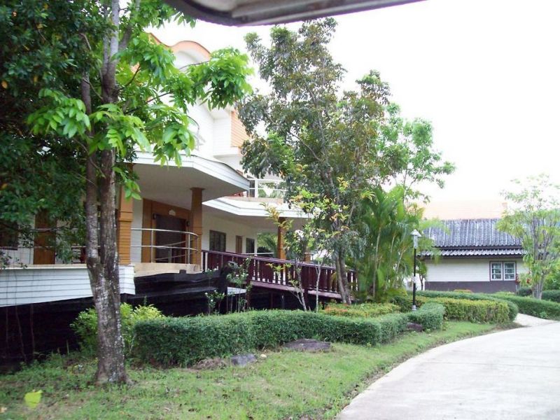 AUNCHALEENA BEACH FRONT RESORT — фото 15
