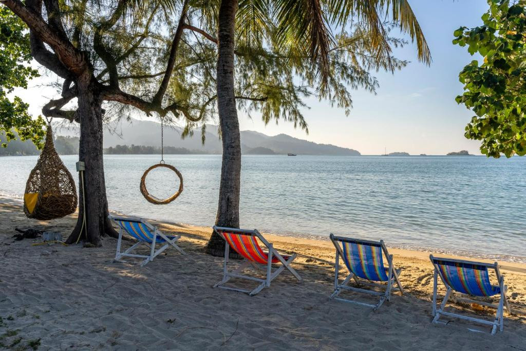 COCONUT BEACH RESORT — фото 16
