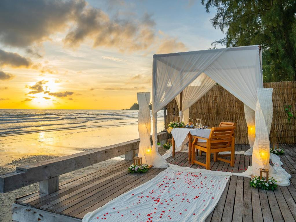 SANTHIYA TREE KOH CHANG RESORT (EX. PANVIMAN KOH CHANG) — фото 16