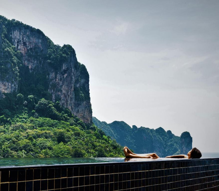 AVANI AO NANG CLIFF KRABI RESORT (EX. AO NANG CLIFF BEACH RESORT) — фото 18