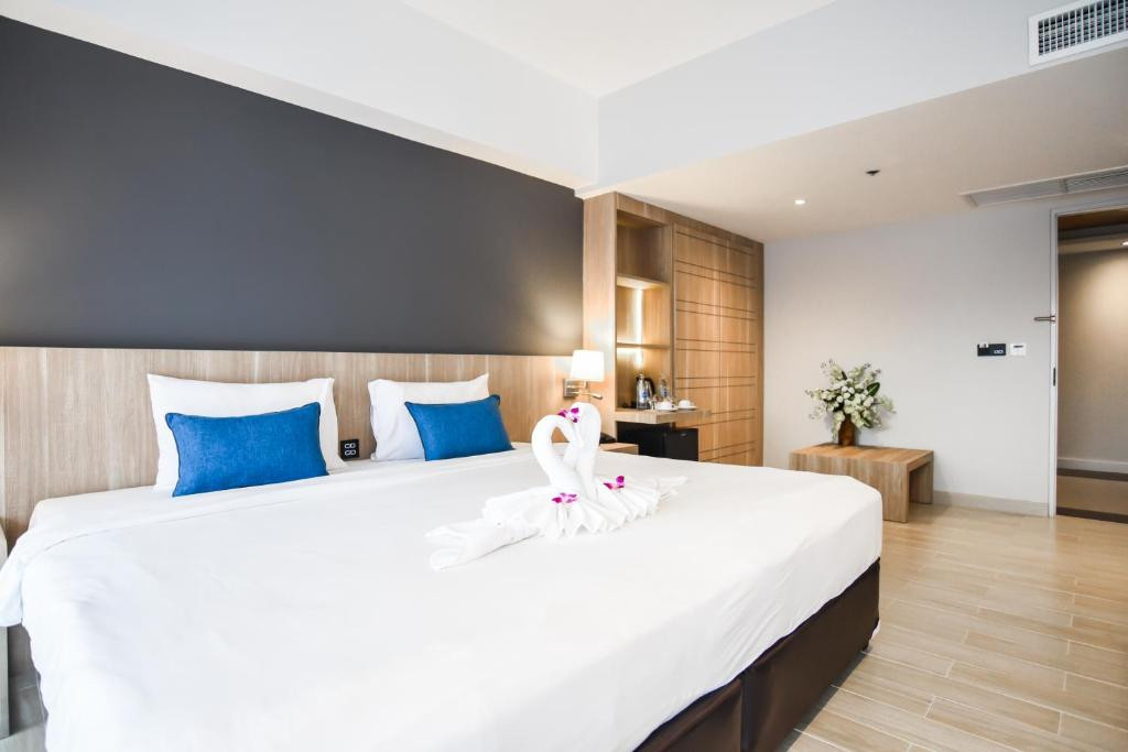 DAYS INN AONANG BY WYNDHAM (EX. BEACH TERRACE HOTEL)