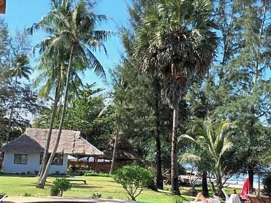 GOOD DAYS LANTA BEACH RESORT — фото 12