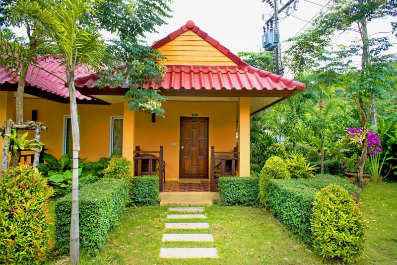 LANTA PAVILION RESORT