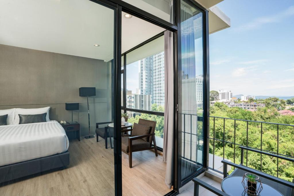 ALTERA HOTEL AND RESIDENCE (EX. AT MIND SERVICED RESIDENCE PATTAYA) — фото 2