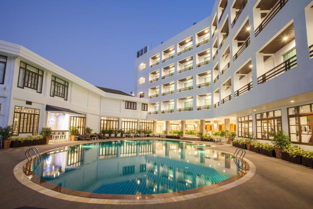ARECA LODGE