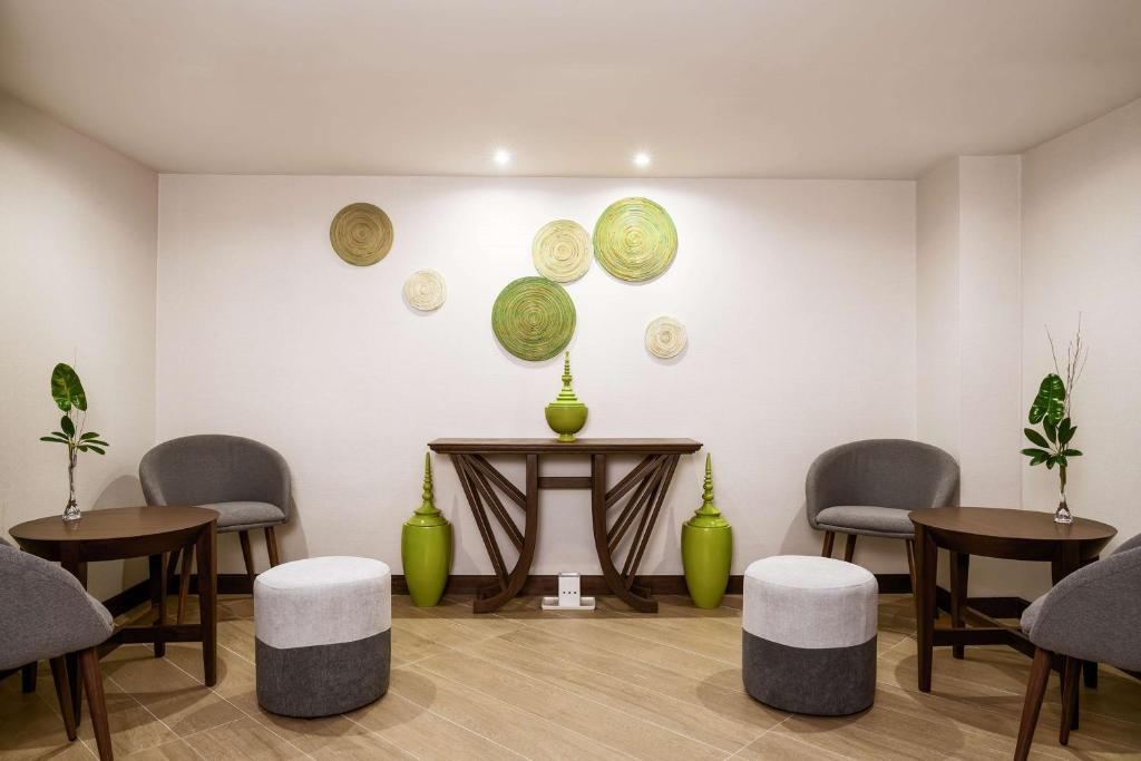 AVANI PATTAYA RESORT & SPA (EX. PATTAYA MARRIOTT RESORT & SPA) — фото 18
