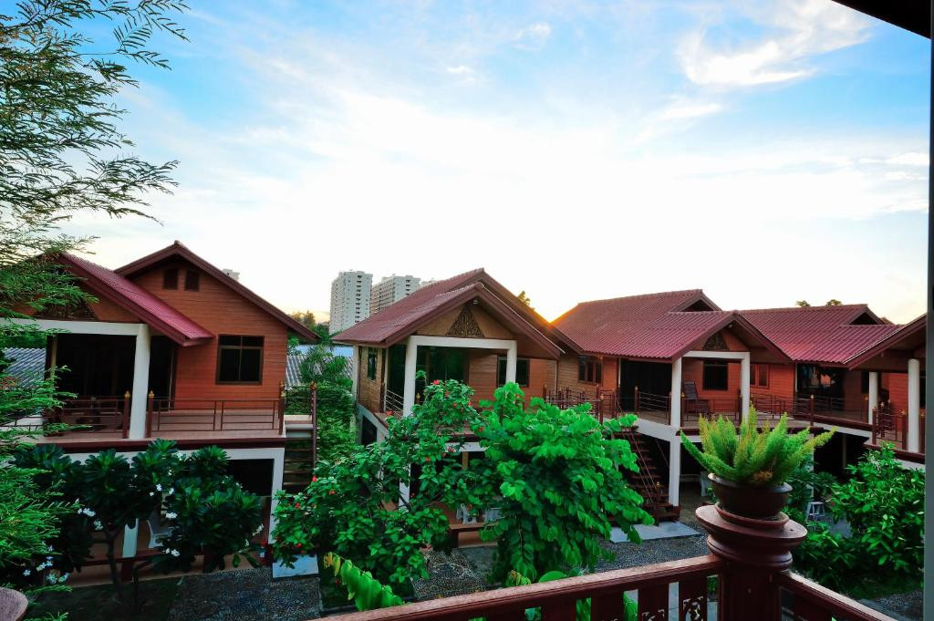AVILA RESORT PATTAYA (EX. ICHECK INN JOMTIEN PATTAYA) — фото 10