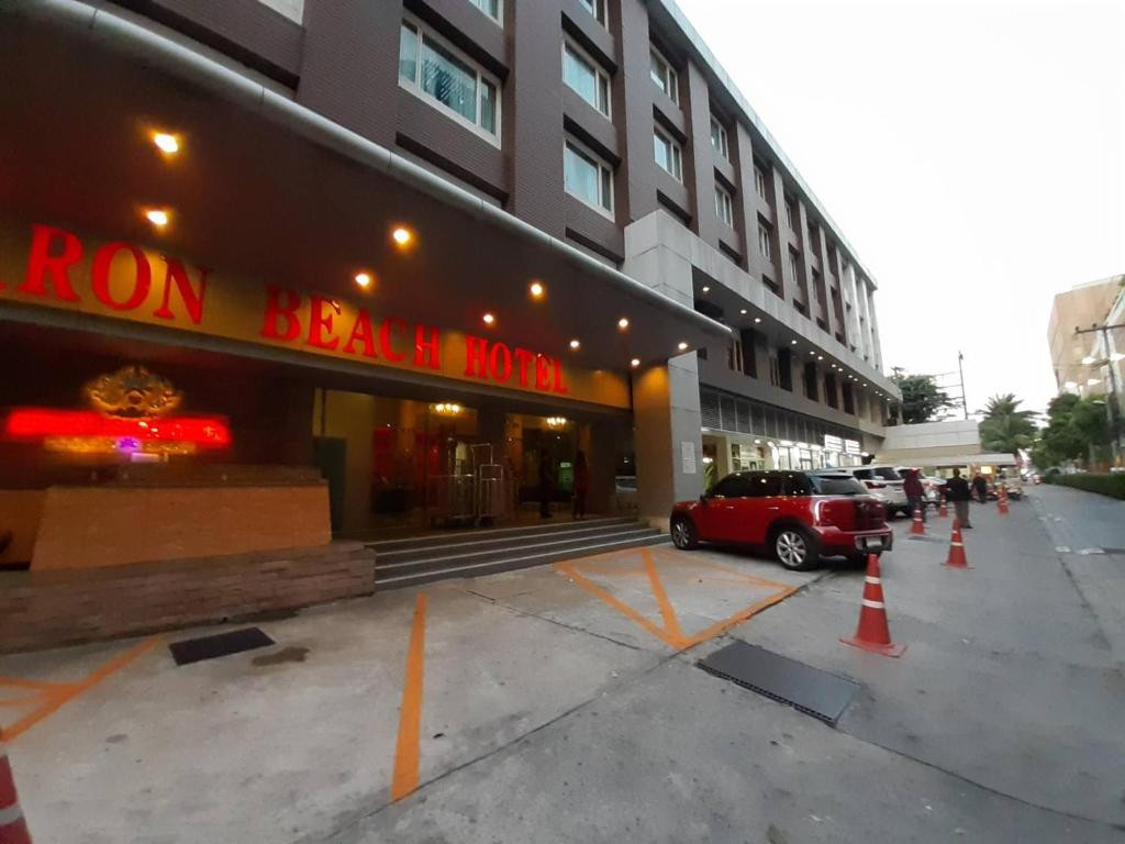 BARON BEACH HOTEL — фото 2