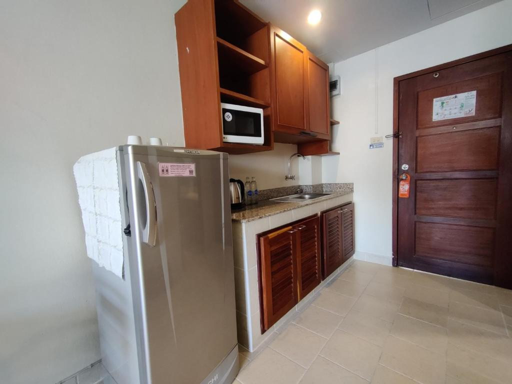BELLA VILLA PATTAYA 3RD ROAD (EX. BELLA VILLA SERVICED APARTMENT) — фото 16