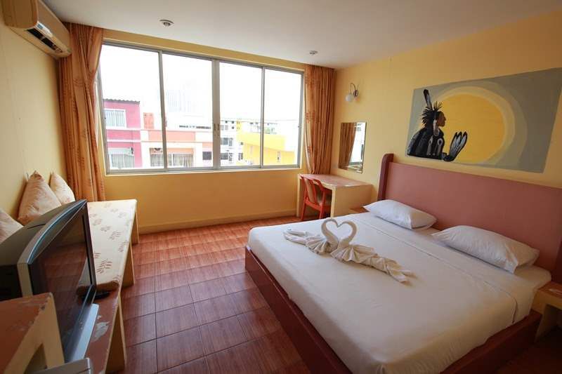 BOUTIQUE JOMTIEN HOTEL (EX. TWENTY8 INN) — фото 9