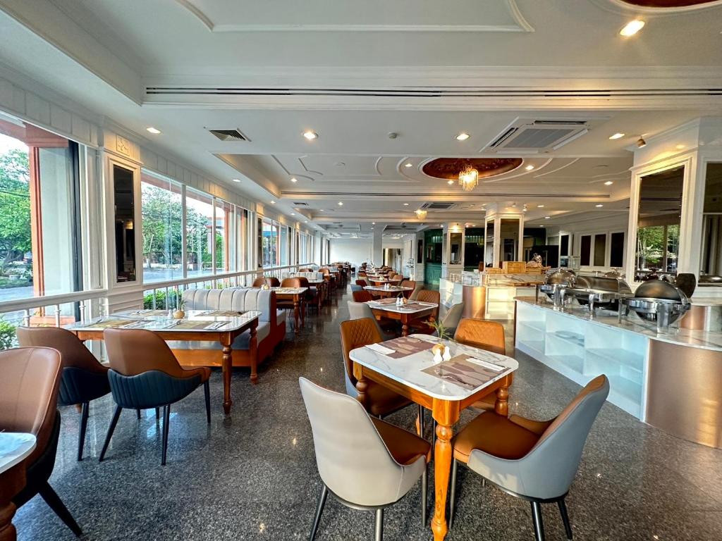 COCO BEACH HOTEL JOMTIEN (EX. JOMTIEN GARDEN) — фото 9
