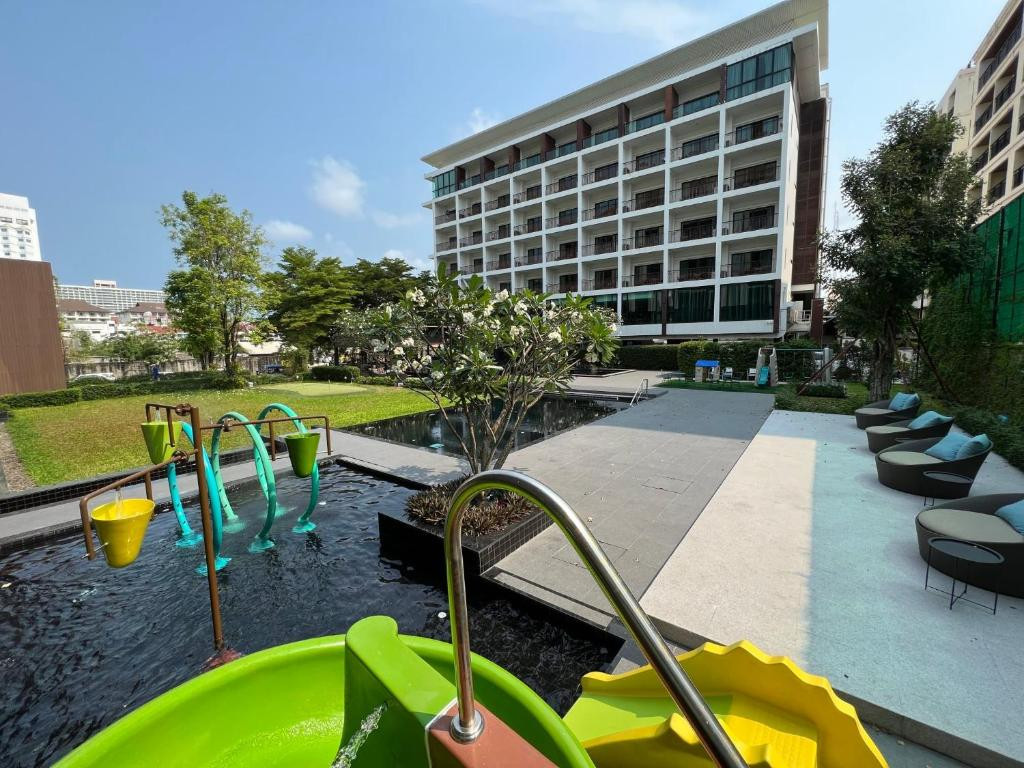 FIFTH PATTAYA JOMTIEN (EX.FIFTH JOMTIEN THE RESIDENCE) — фото 2