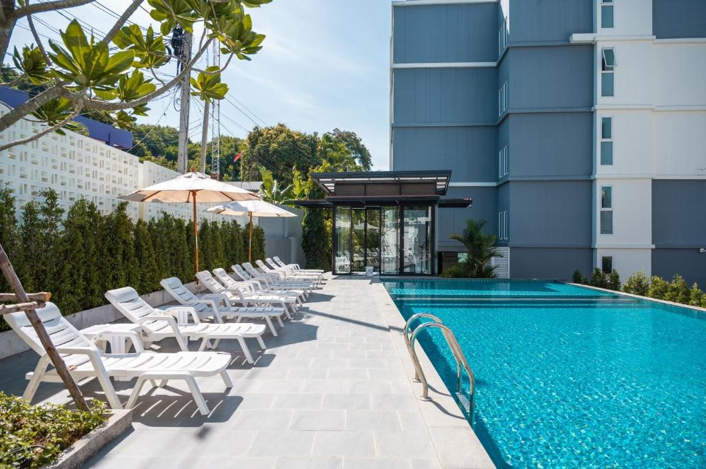 FOURIUM PATTAYA HOTEL & SERVICED RESIDENCE