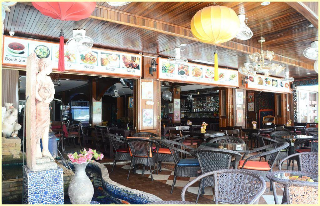GOLD COAST INN