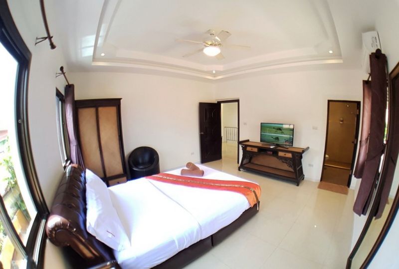 HIDELAND LUXURY VILLA PATTAYA WALKING STREET 5 BEDROOMS PRIVATE POOL — фото 2