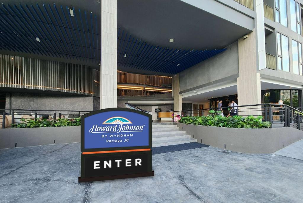 HOWARD JOHNSON BY WYNDHAM JC PATTAYA (EX.BLUPHERE SELECT PATTAYA) — фото 5