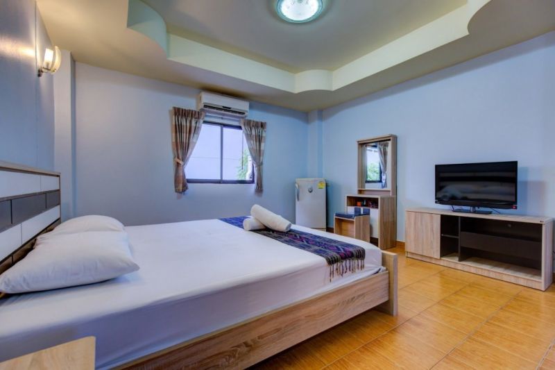 I ROVERS SPORTS BAR & GUESTHOUSE